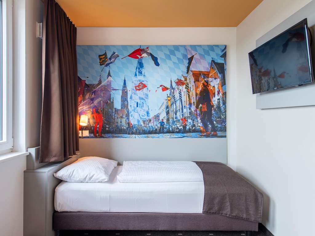 Guest room