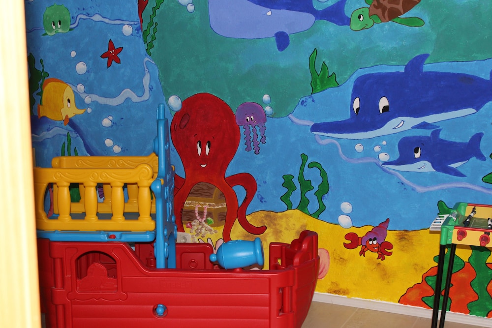 Children's play area - indoor