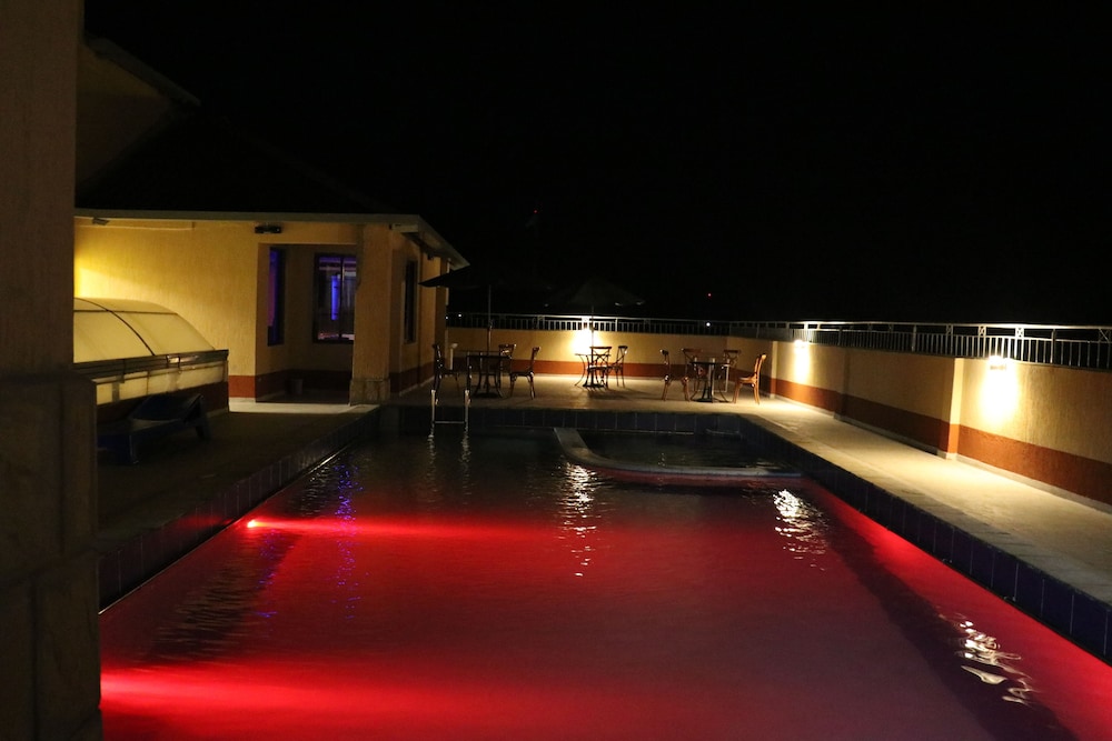 Rooftop pool