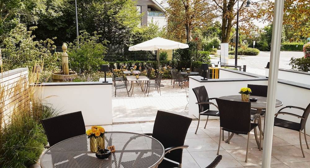 Sundeck