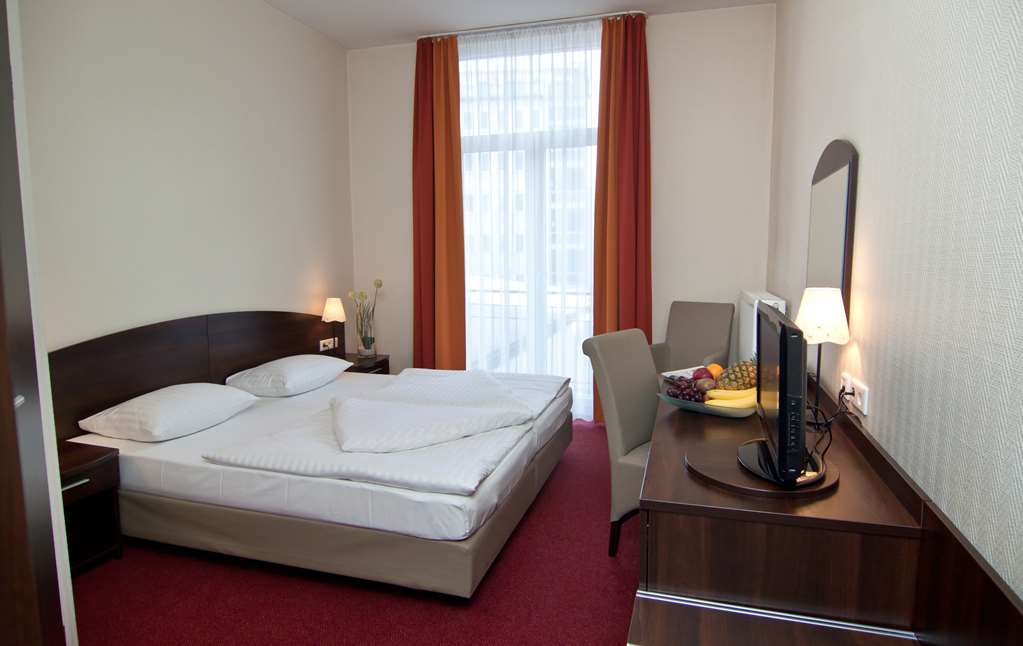 Standard plus room Novum Hotel Eleazar Hamburg