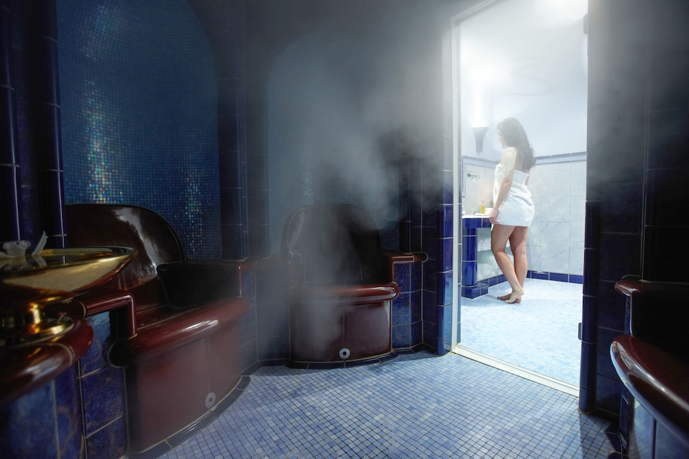 Steam room