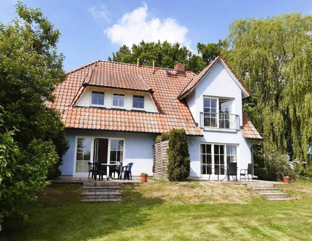 Apartments Blue House Putbus