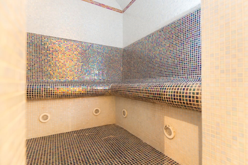 Steam room