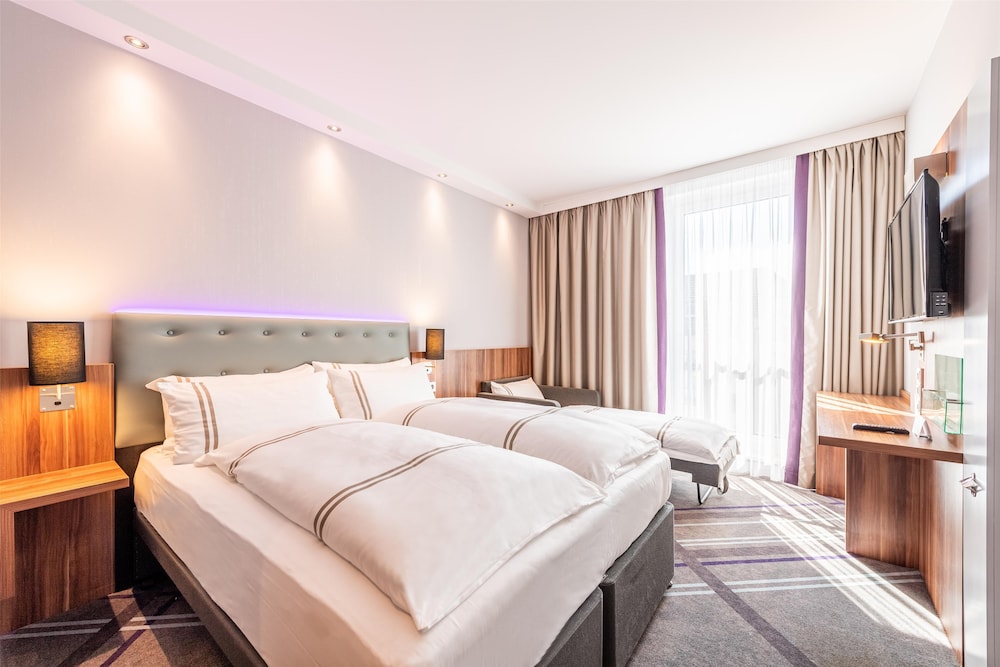 Premier Inn Dusseldorf City Centre