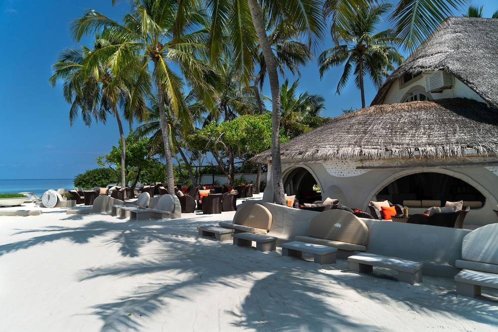 Beach bar