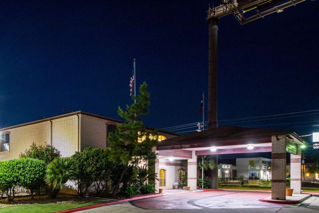 Quality Inn University near Downtown - featured photo