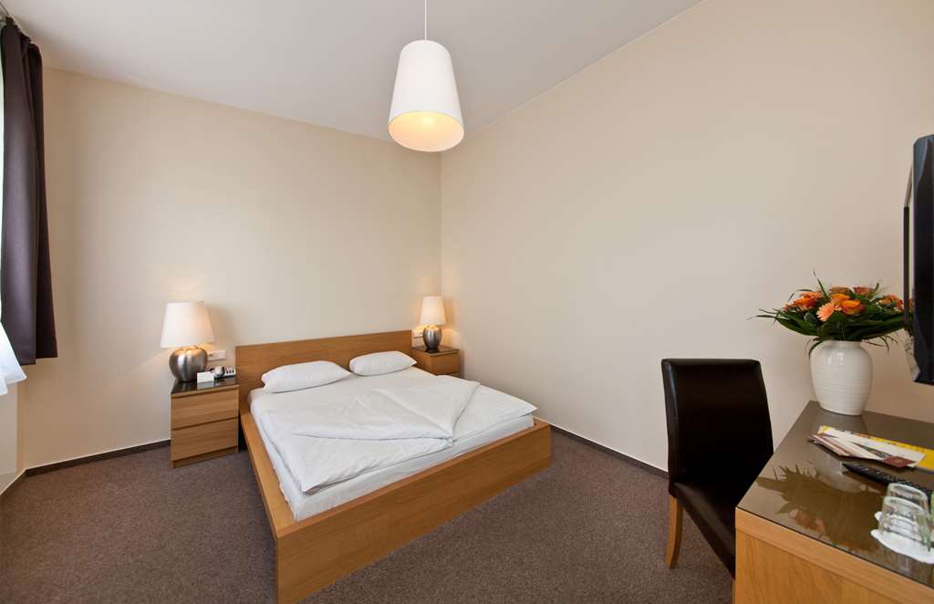 Standard plus room_Novum Hotel am Holstenwall Hamburg