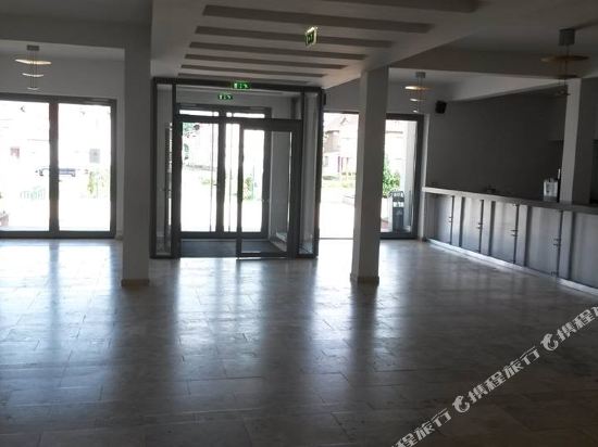 Hotel Interior/Public Areas