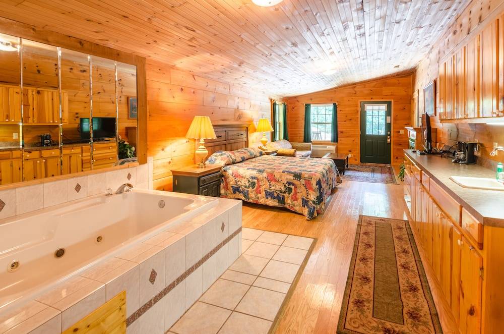 Highland Hills Motel and Cabins A Master Hosts Resort - photo 5
