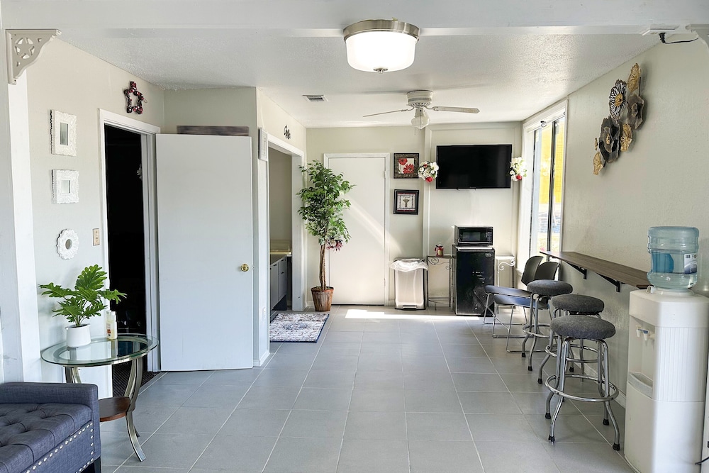 Paradise Inn By Oyo Hattiesburg North - photo 4