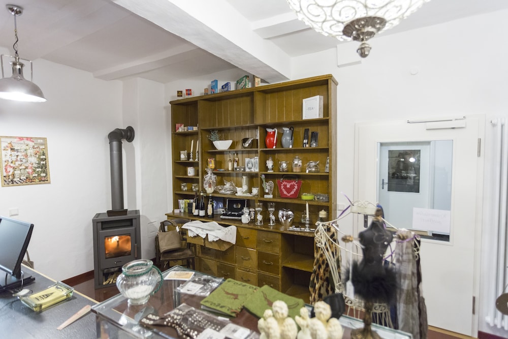 Gift shop