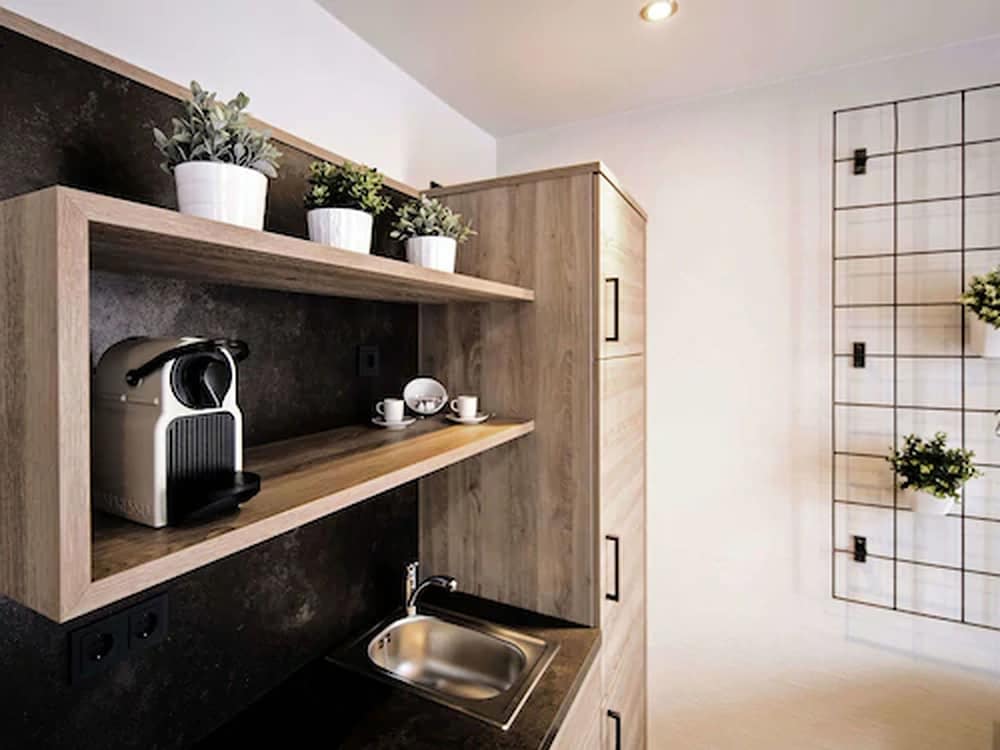 Private kitchenette
