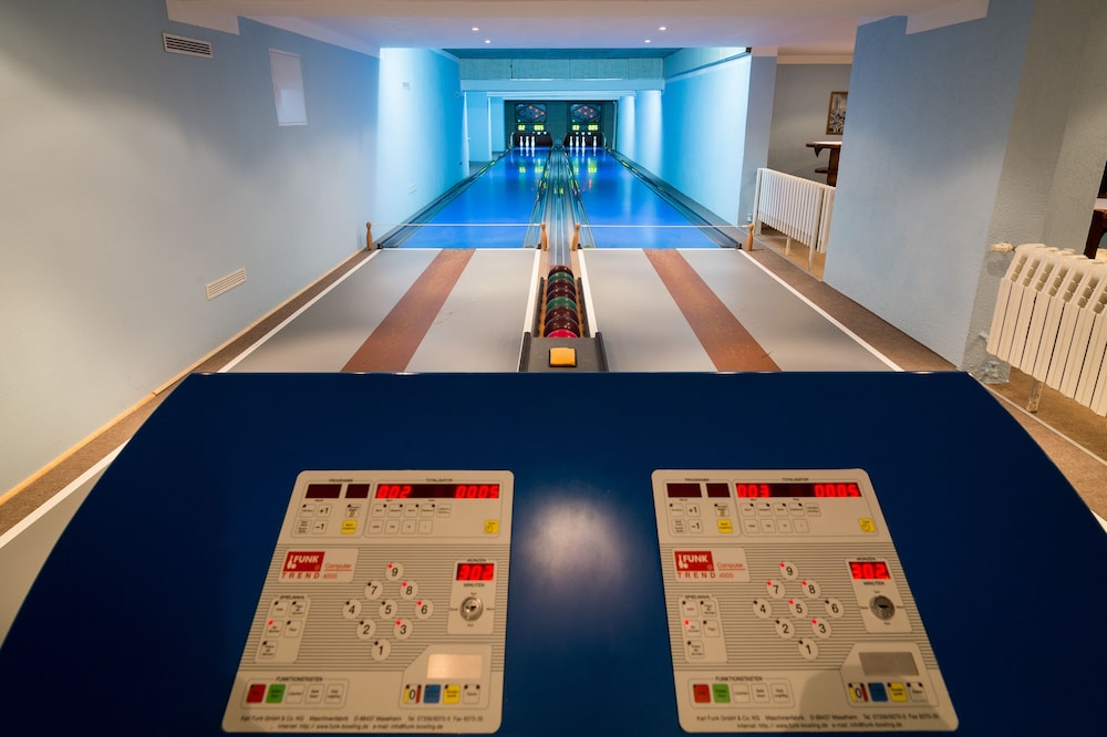 Bowling