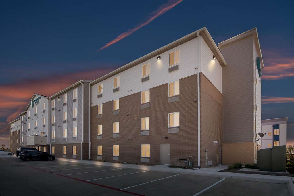 Woodspring Suites Waco South - photo 4