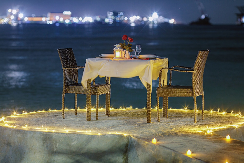 Couples dining