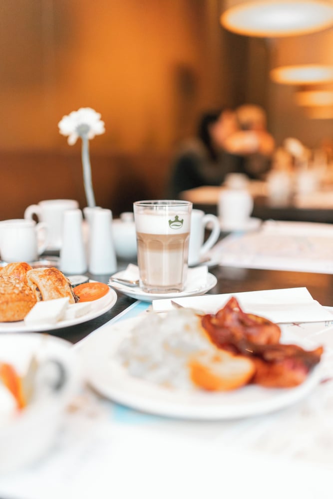 Breakfast meal