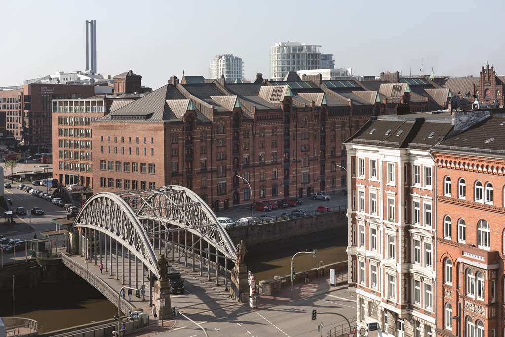 adina apartment hotel hamburg speicherstadt rooftop view
