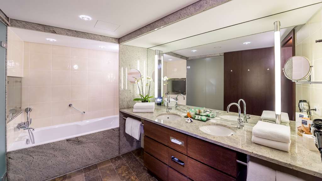 AUG Rooms Badezimmer Suite A