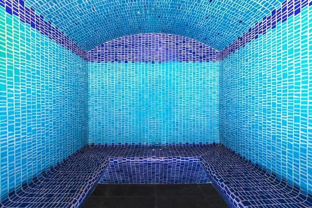 Steam room