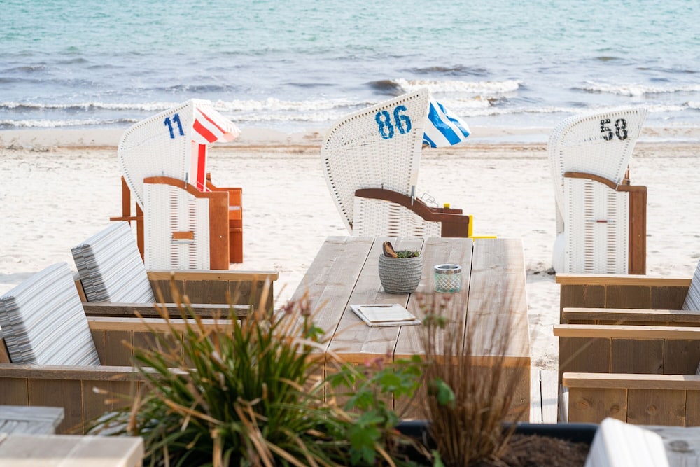 Beach/ocean view