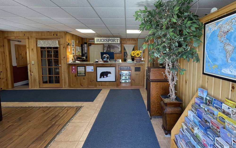Bucksport Inn - photo 2