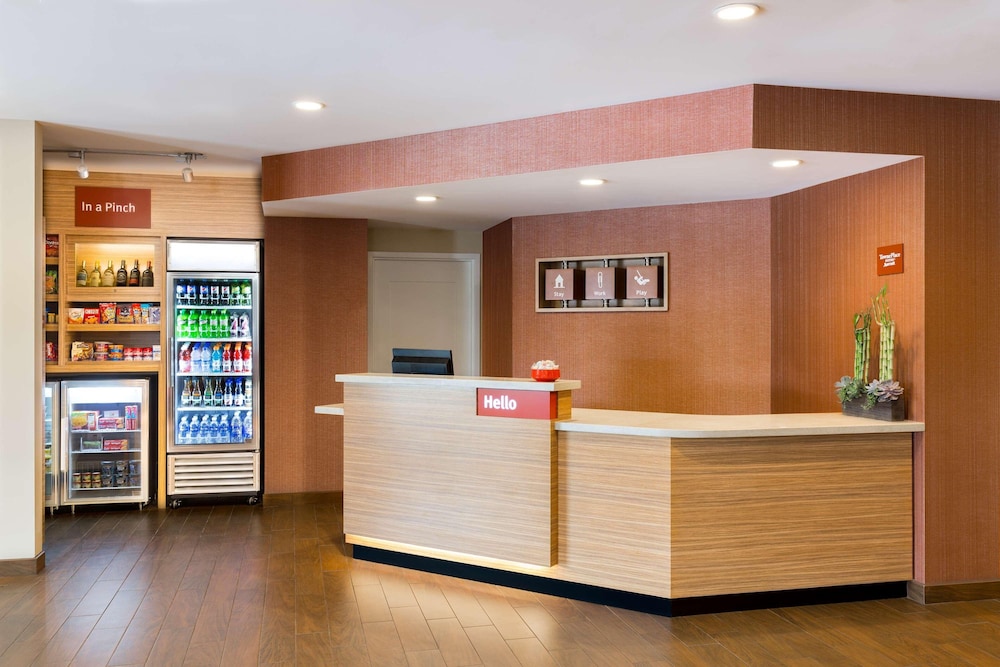 TownePlace Suites by Marriott Grand Rapids Airport Southeast - photo 4