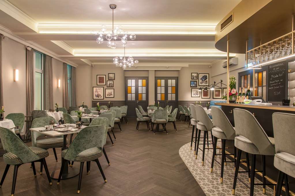 Steigenberger Hotel Der Sonnenhof, Bad Woerishofen, Germany - Bistro-Brasserie Petit Plaisir