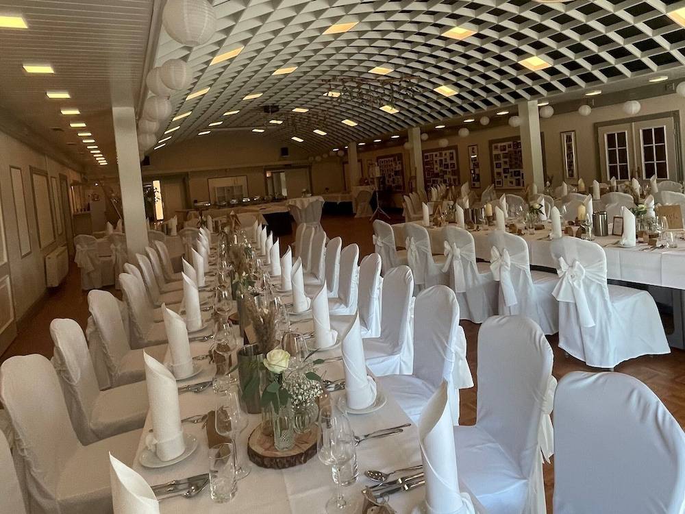 Indoor wedding