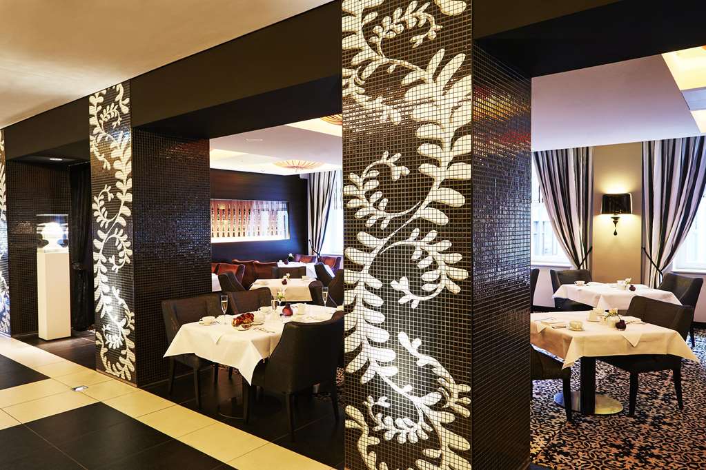 Steigenberger Grandhotel Handelshof, Leipzig, Germany - Hotel Bar