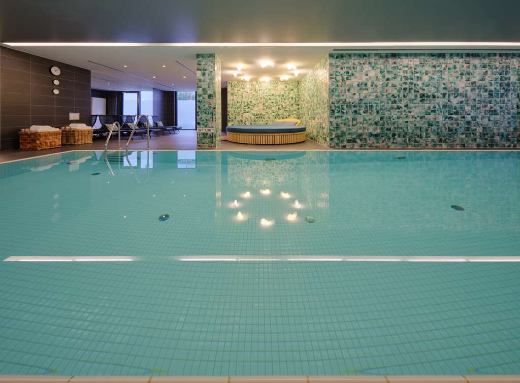 adina hotel hamburg michel wellness pool