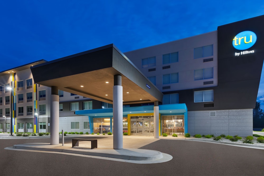 Tru By Hilton Comstock Park Grand Rapids - featured photo
