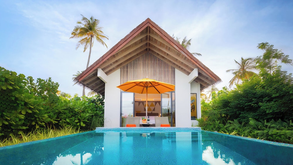 Private pool