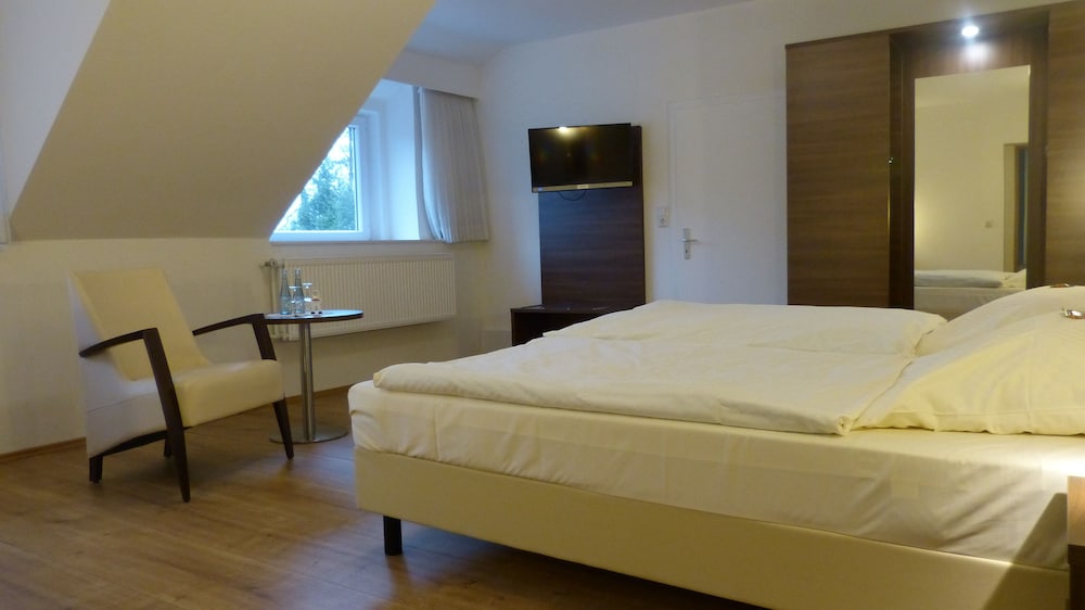 Kluster Hof