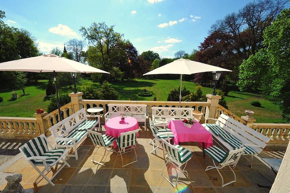 Sundeck