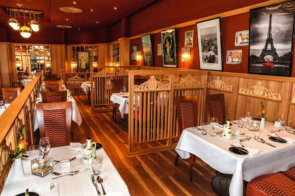 Steigenberger Hotel and Spa, Bad Pyrmont, Germany - restaurant bistro