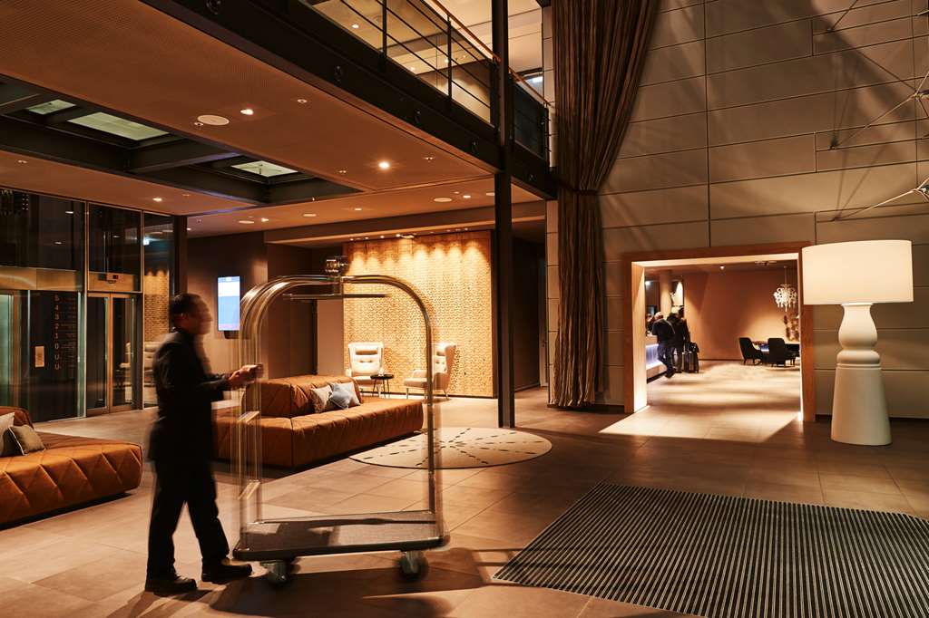 Steigenberger Hotel Muenchen/Munich, Germany - Lobby