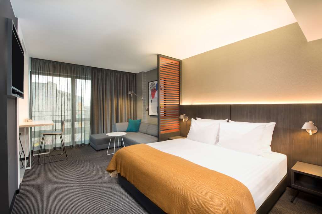 adina apartment hotel leipzig studio room bedroom