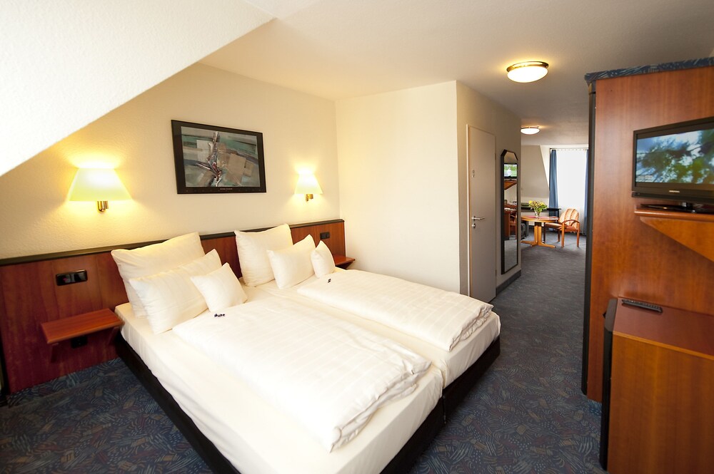 Advantage Hotel
