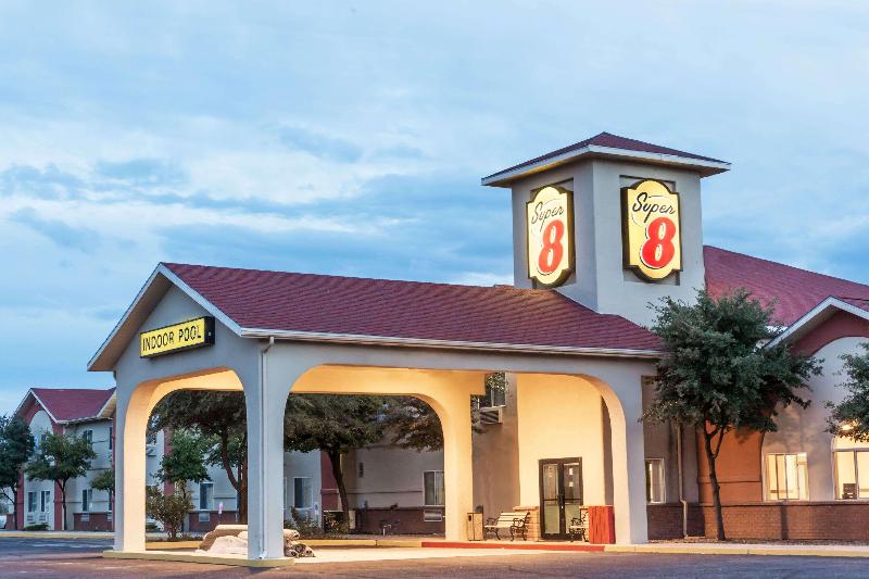 Super 8 by Wyndham Willcox - featured photo
