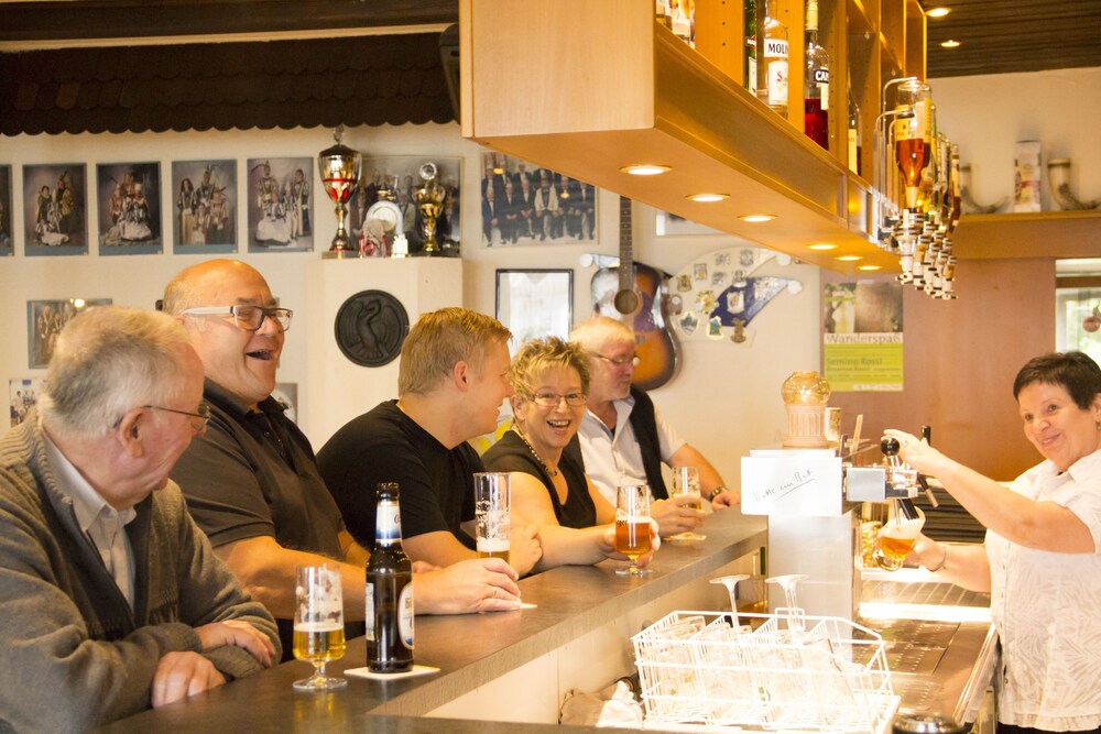 Hotel Bar