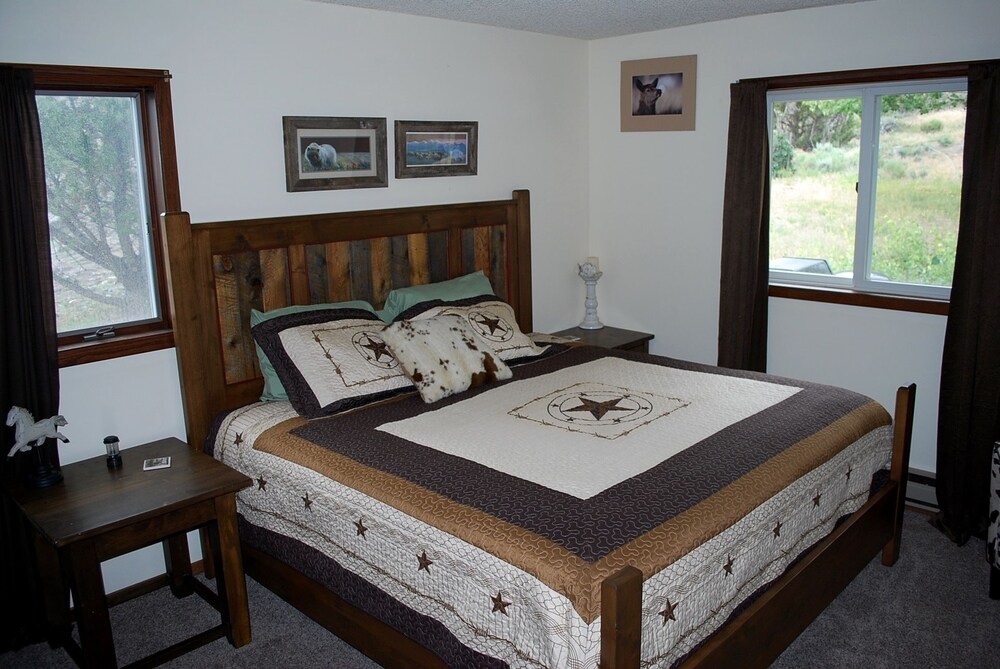Little Trail Creek Cabins - photo 2