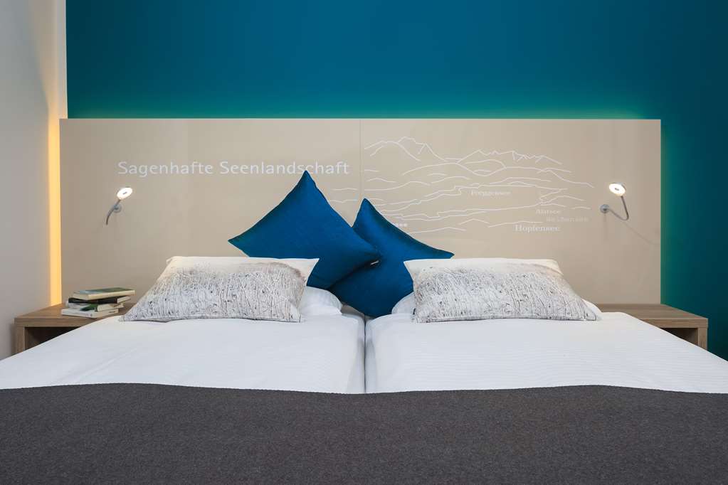 Double or twin bed room_TOP EMBRACE Allgaeu ART Hotel Kempten
