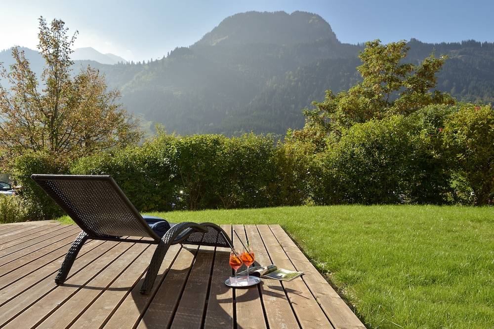 Sundeck