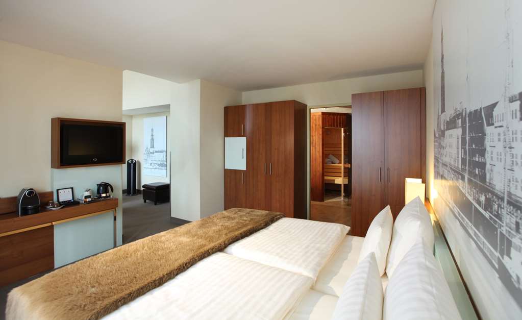 Guest room