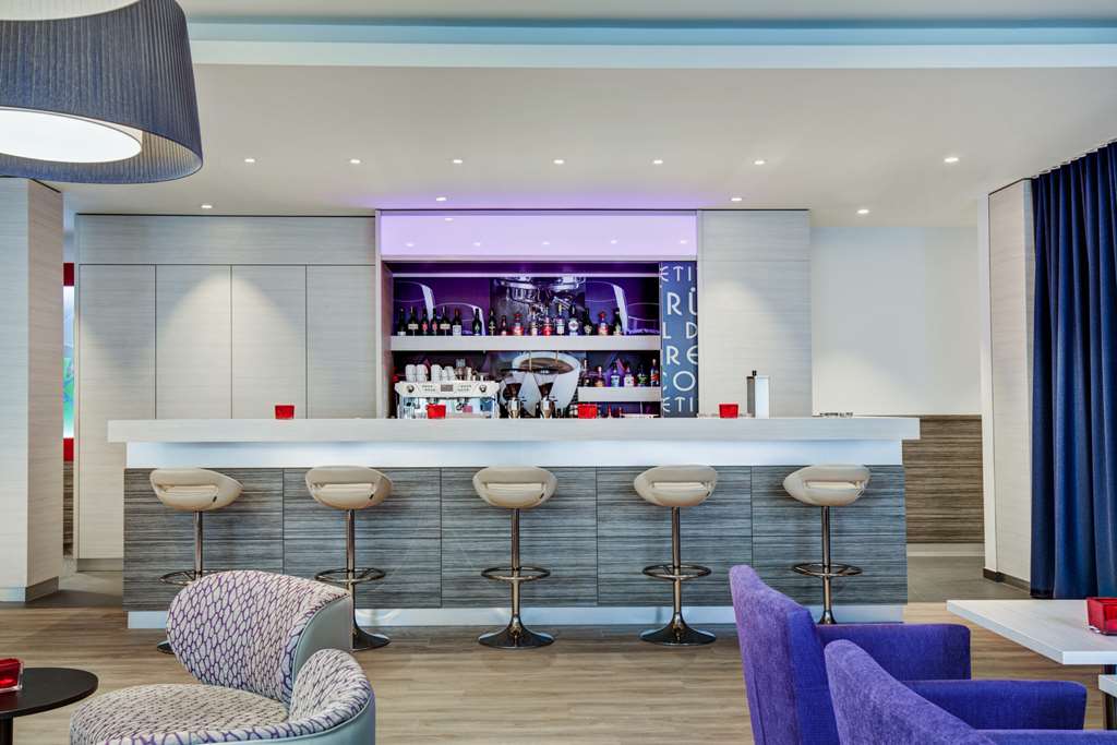 IntercityHotel Celle, Germany - Bar/Lounge