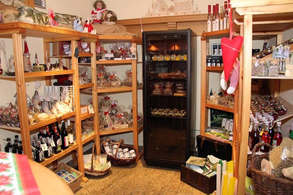 Gift shop