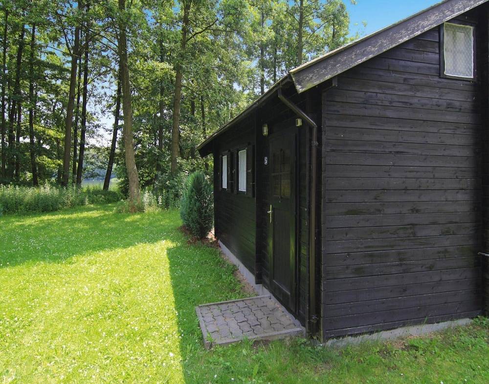 Log Cabin by Fahrsee With Lake Sauna