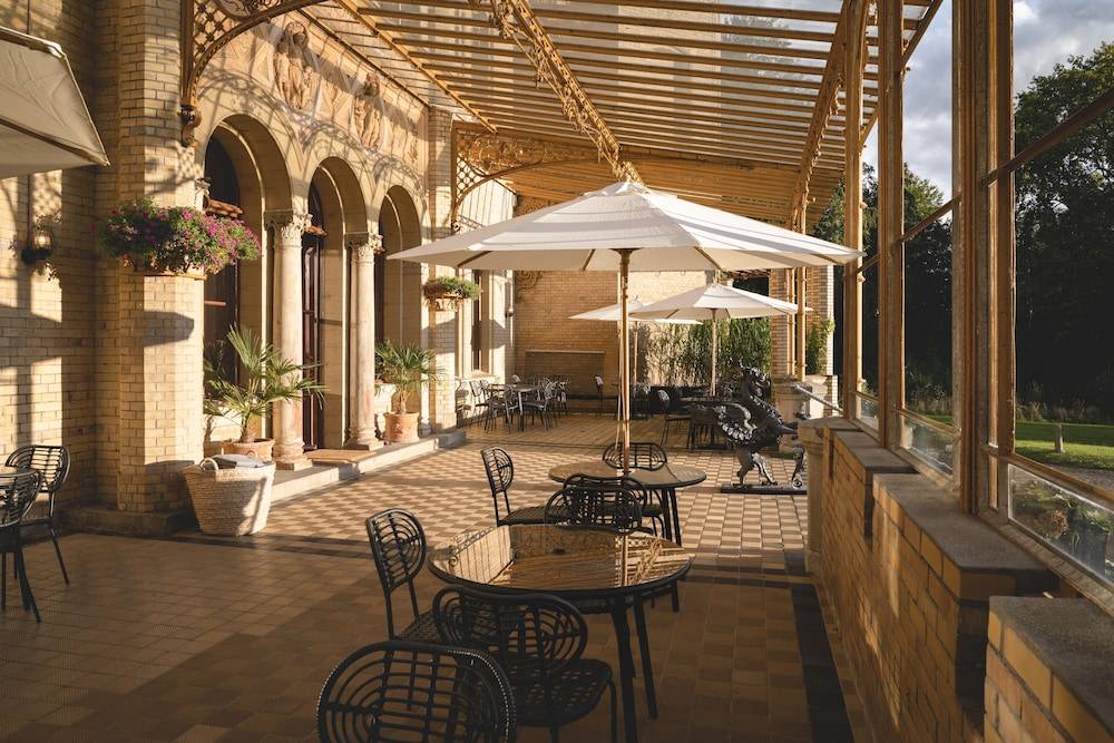 Sundeck