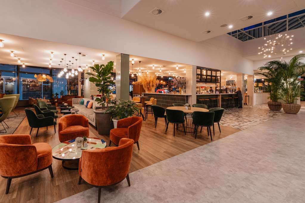 Bar/Lounge